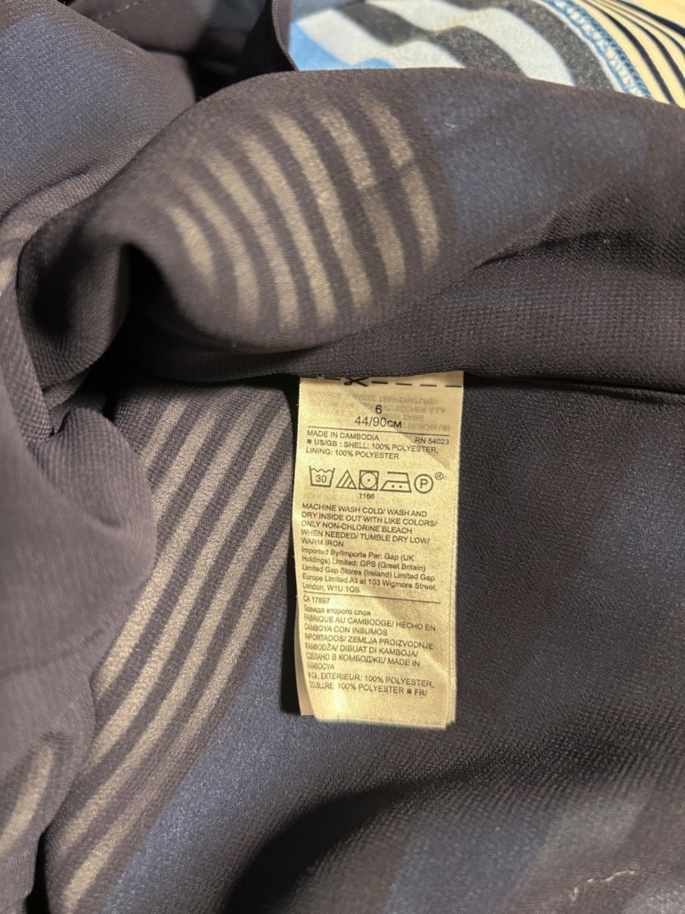 Banana Republic Chic Sleeveless Dress - Picture 6 of 8